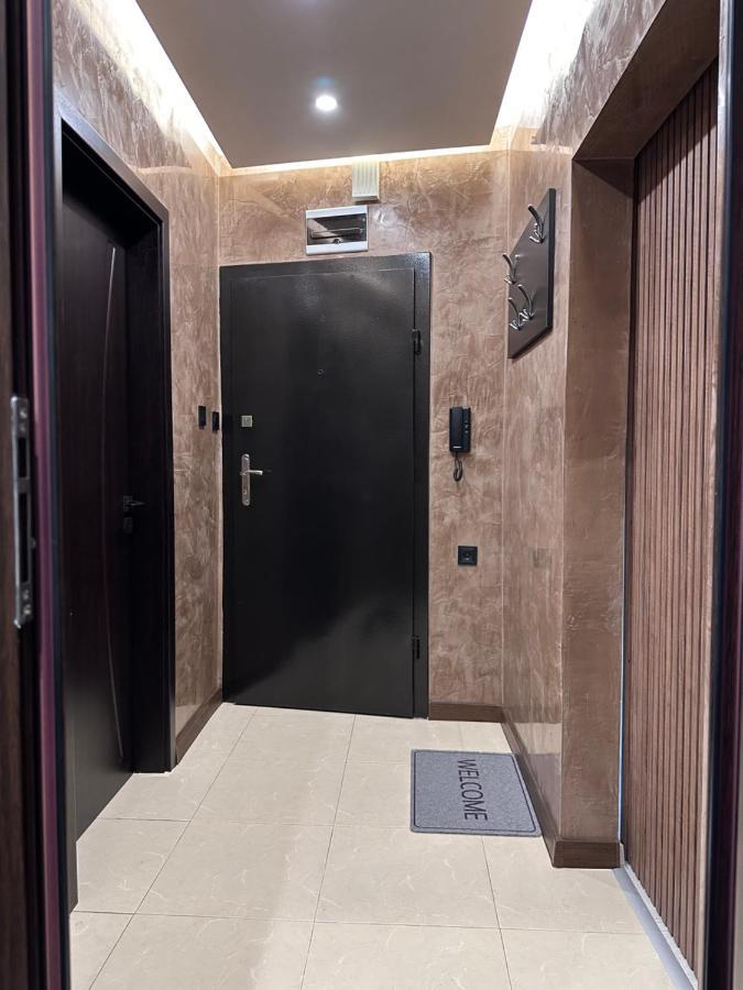 Елегантен Двустаен Апартамент Four Seasons Burgas City Exterior foto
